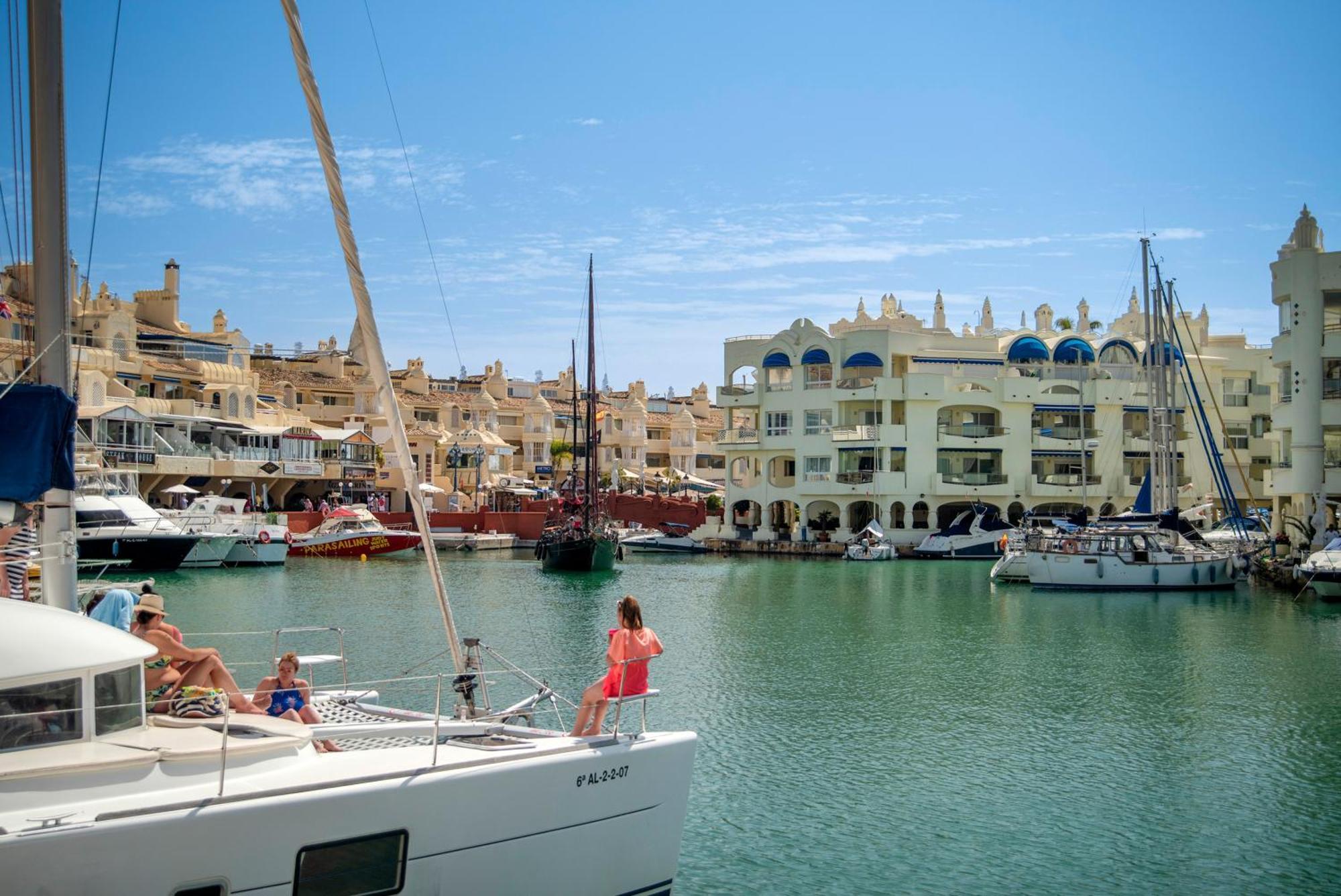 Urb Pueblo Del Parque, Luxury 2 Bedroom Apartment. Fantastic Central Location. Benalmadena Exterior photo